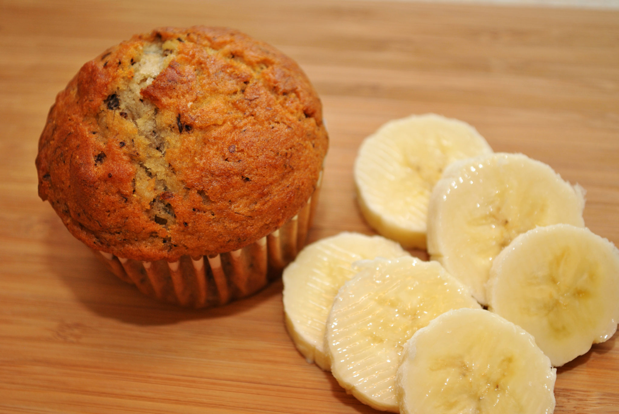 Fresh Banana Nut Muffin with Sliced Bananas